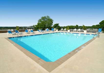 Comfort Inn & Suites Downtown  04.[1]